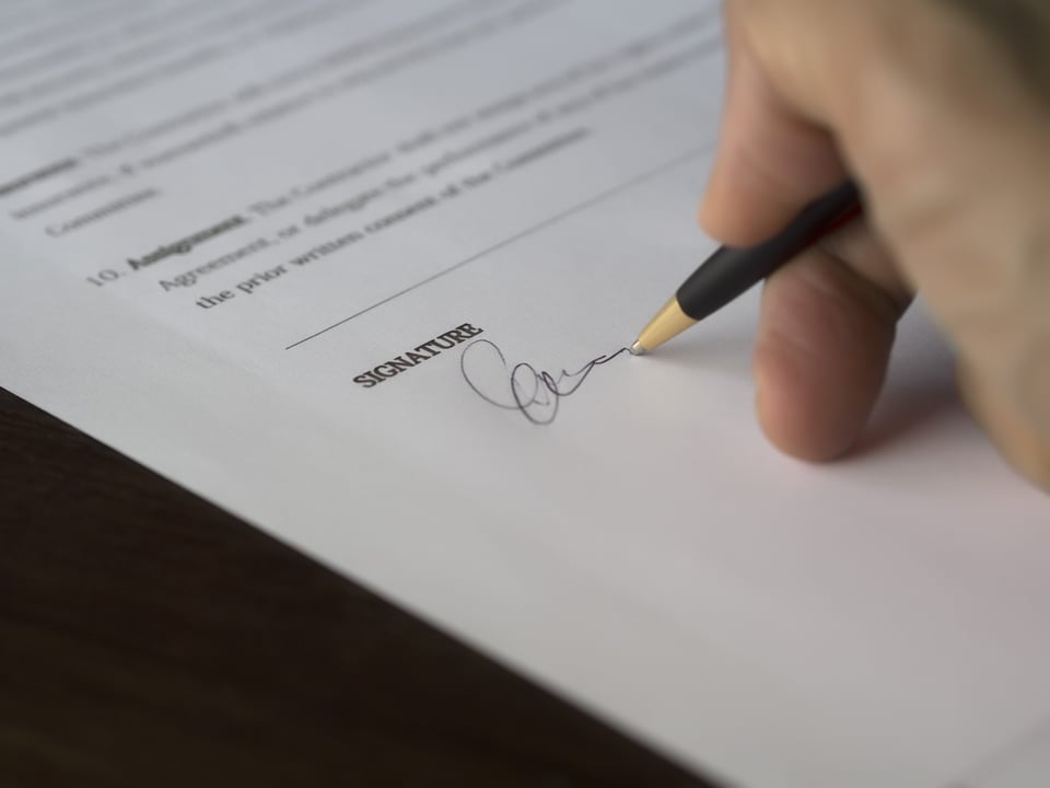 5 Tips in Understanding Your Residency Employment Contract
